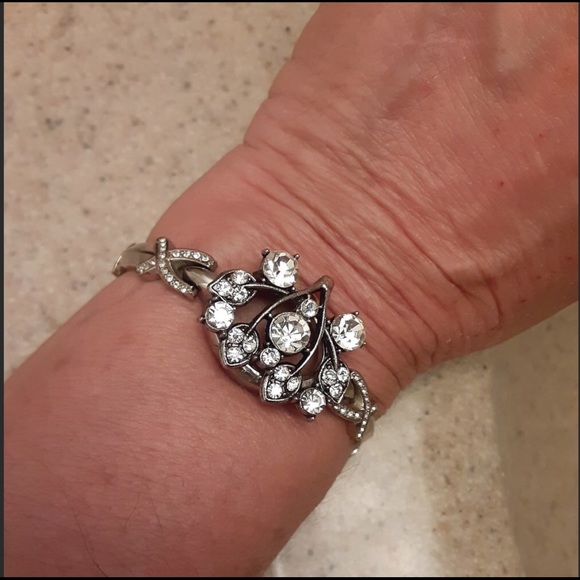 Upcycled Rhinestone Stretch Band Bracelet - Picture 6 of 6